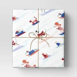 30â 25 Sq Ft Christmas Roll Wrap Dogs Sledding On Cream - Wondershopâ˘