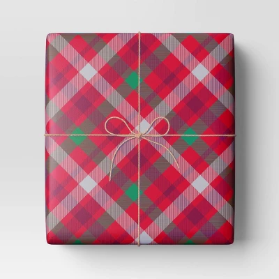 40" 220 Sq Ft Christmas Roll Wrap Red And Green Plaid - Wondershop™ 1 40" 220 Sq Ft Christmas Roll Wrap Red And Green Plaid - Wondershop™