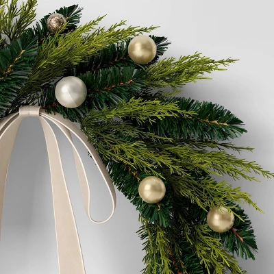 24" Christmas Unlit Champagne Ornament And Bow Wreath - Wondershop™ 2 24" Christmas Unlit Champagne Ornament And Bow Wreath - Wondershop™ - Image 2