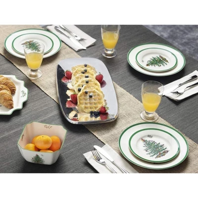 Spode Christmas Tree Soup Plates, Set Of 4 - 9 Inch 6 Spode Christmas Tree Soup Plates, Set Of 4 - 9 Inch - Image 6