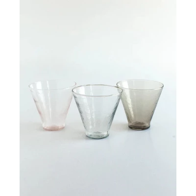 Slickblue Set Of 2 Handmade Hammered Glass Cups – 13.5oz, Colored Glass, Blush/Clear/Smoke 3 Slickblue Set Of 2 Handmade Hammered Glass Cups – 13.5oz, Colored Glass, Blush/Clear/Smoke - Image 3
