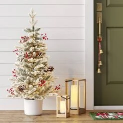 3.5' Pre-Lit Potted Flocked Balsam Artificial Christmas Tree With Berries And Pine Cones - Wondershopâ˘