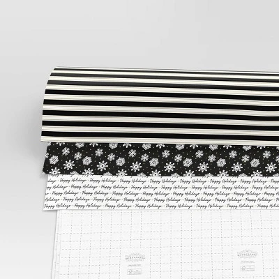 30” 3pk 180 Sq Ft Christmas Wrap Pack Stripes/Happy Holidays/Snowflakes - Wondershop™ 2 30” 3pk 180 Sq Ft Christmas Wrap Pack Stripes/Happy Holidays/Snowflakes - Wondershop™ - Image 2